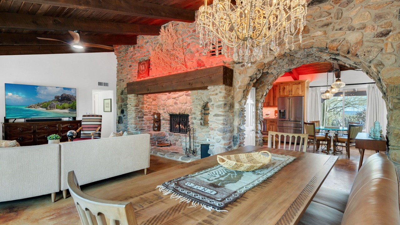 Photo of Livingroom in Las Alturas