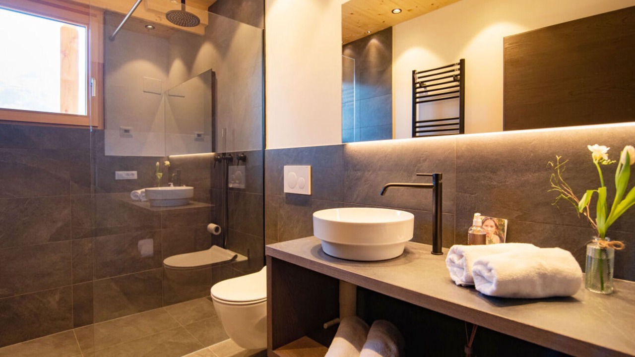 Photo of Bathroom in Nalles