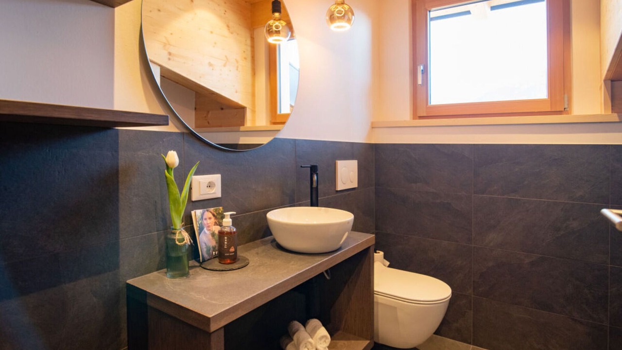 Photo of Bathroom in Nalles