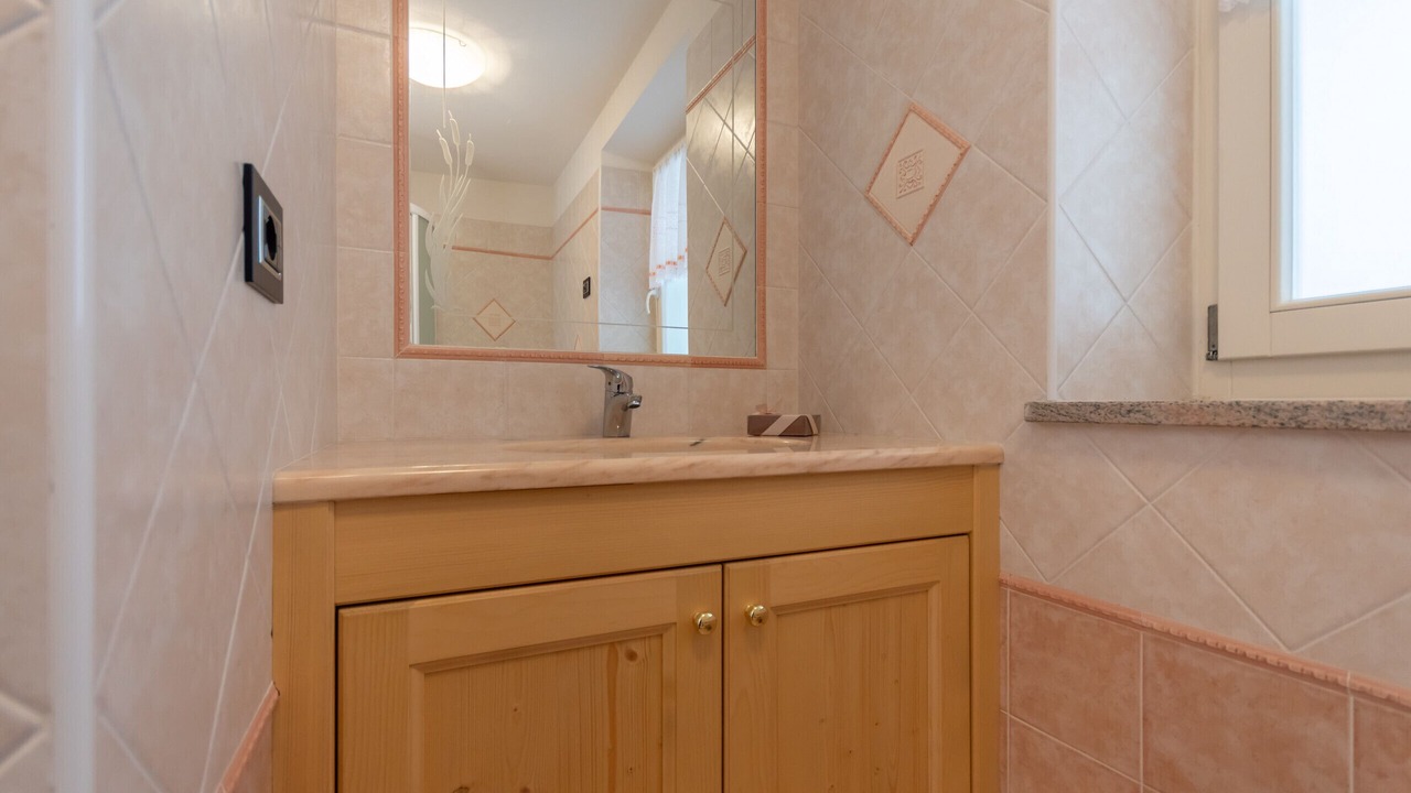 Photo of Bathroom in Mazzin