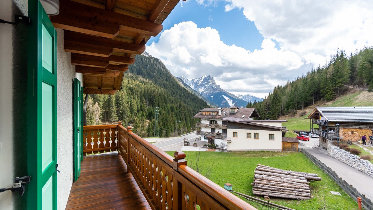 Photo of Outdoor in Mazzin