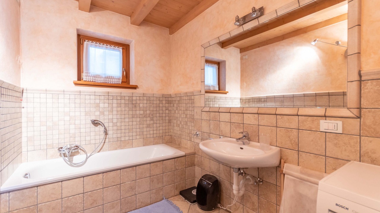 Photo of Bathroom in Moena
