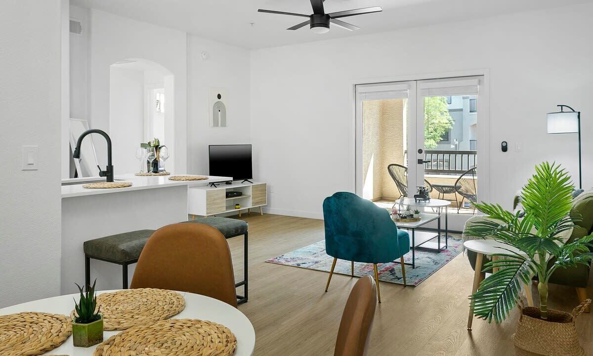 Photo of Livingroom in Glendale Sports and Entertainment District