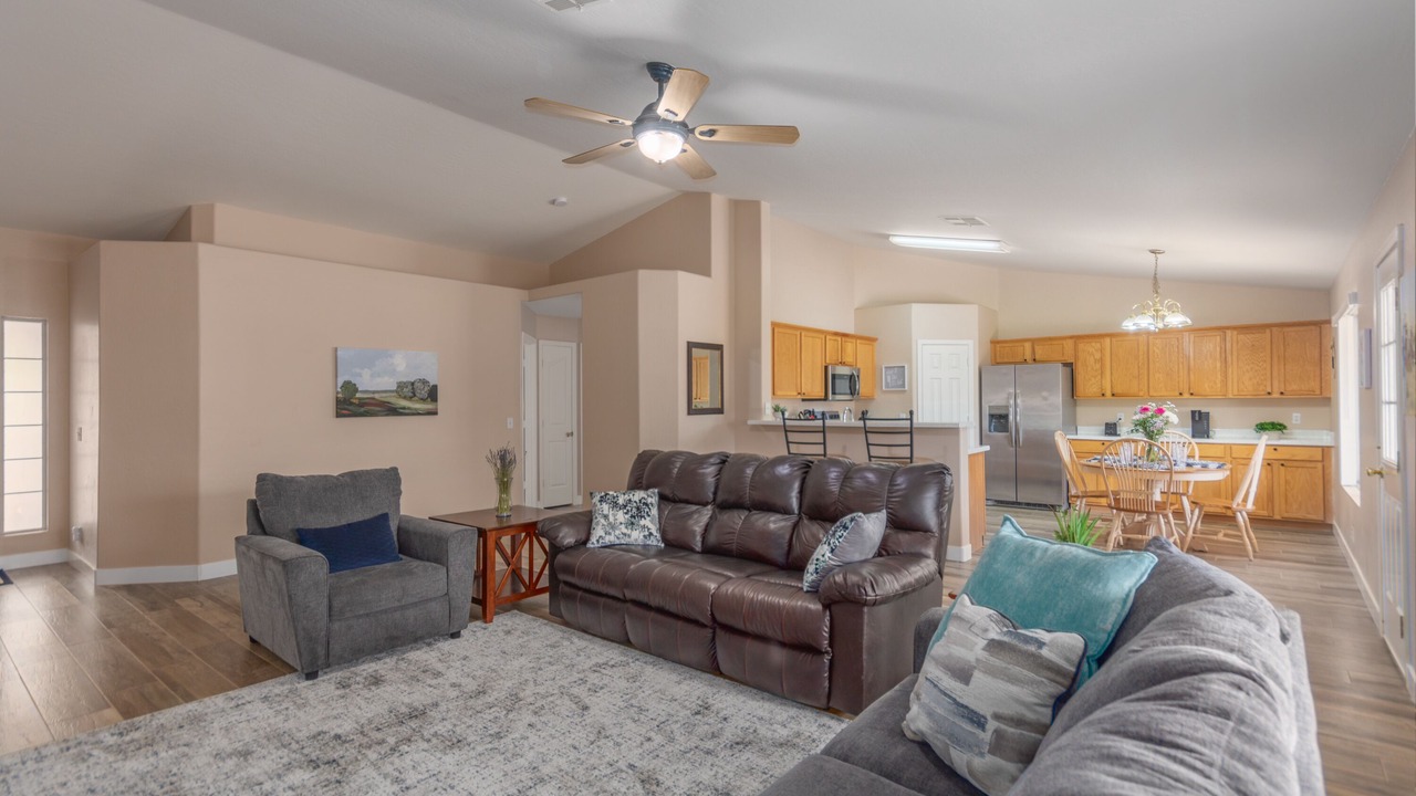 Photo of Livingroom in Crossroads