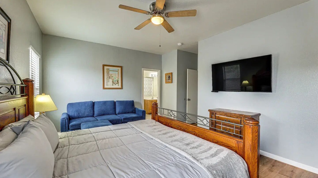 Photo of Bedroom in East Mesa