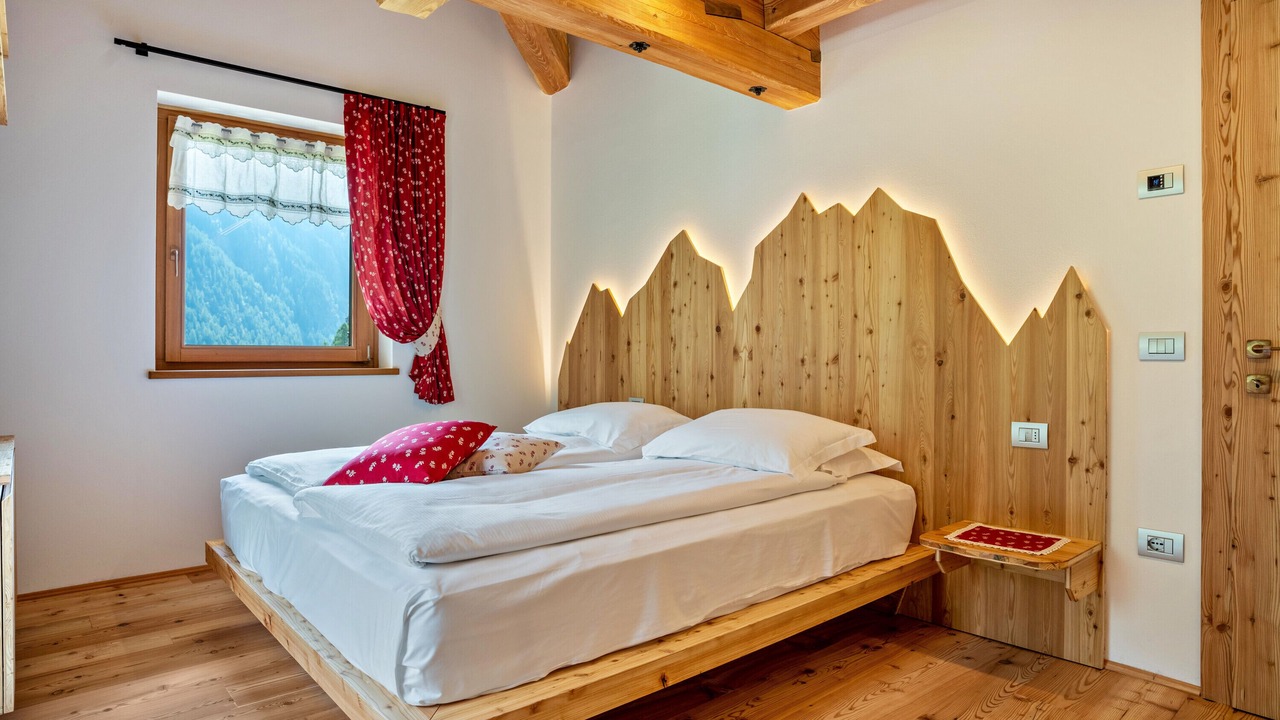 Photo of Bedroom in Rabbi
