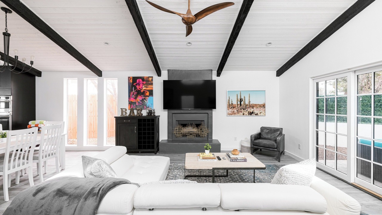 Photo of Livingroom in South Scottsdale