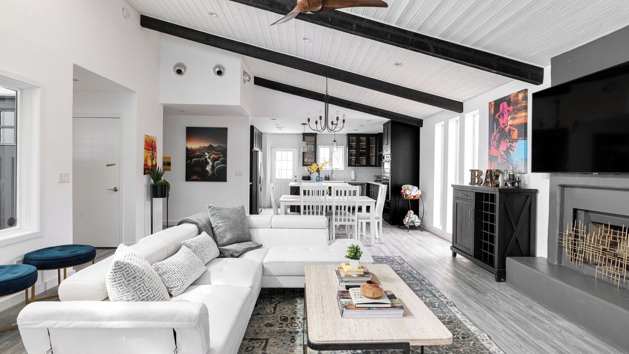 Photo of Livingroom in South Scottsdale