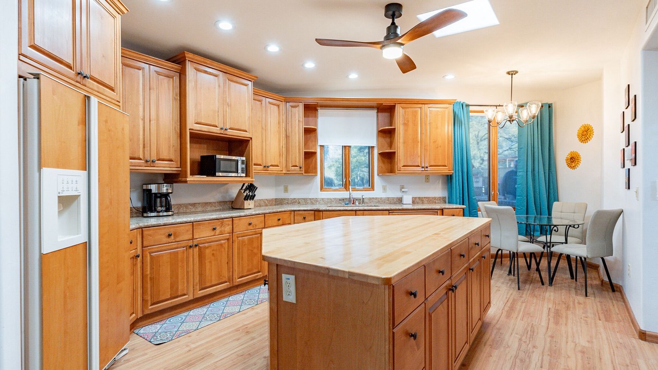 Photo of Kitchen in Suffolk Hills