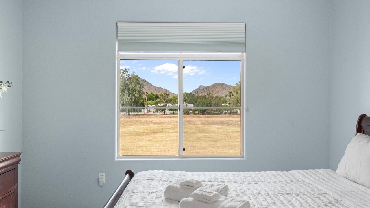 Photo of Bedroom in Paradise Valley Village
