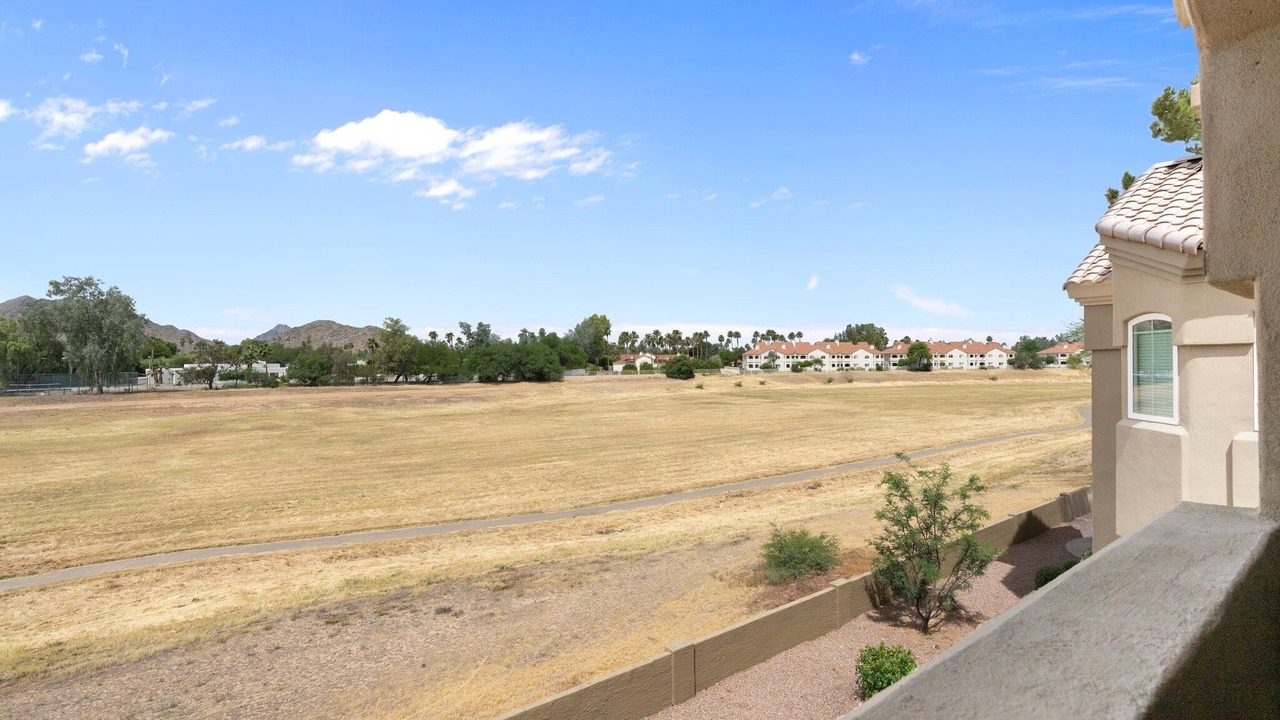 Photo of Outdoor in Paradise Valley Village