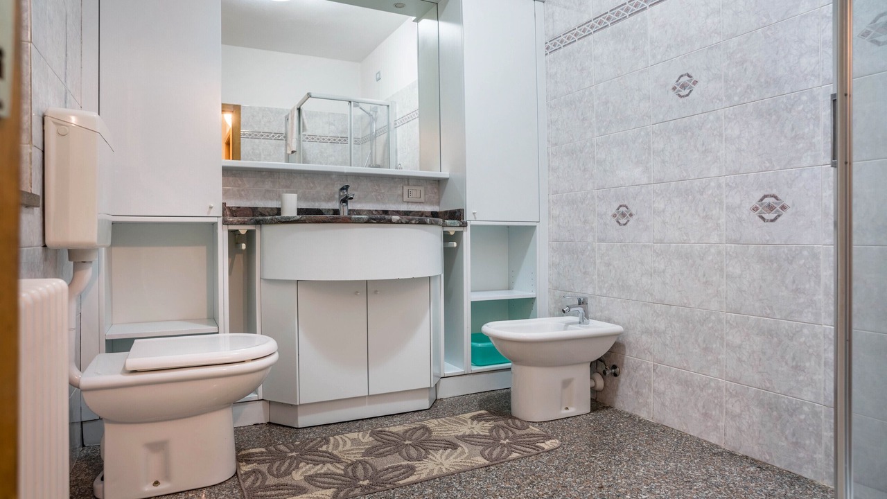 Photo of Bathroom in Lona-Lases