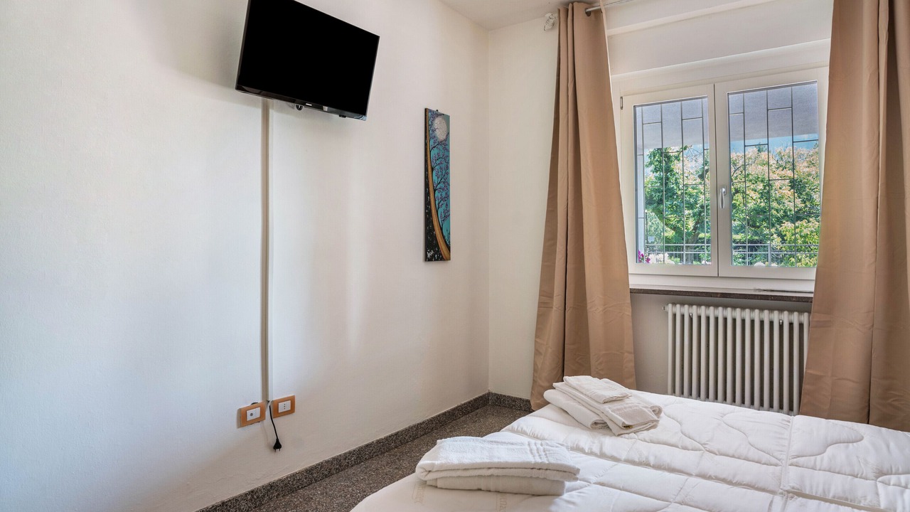 Photo of Bedroom in Lona-Lases