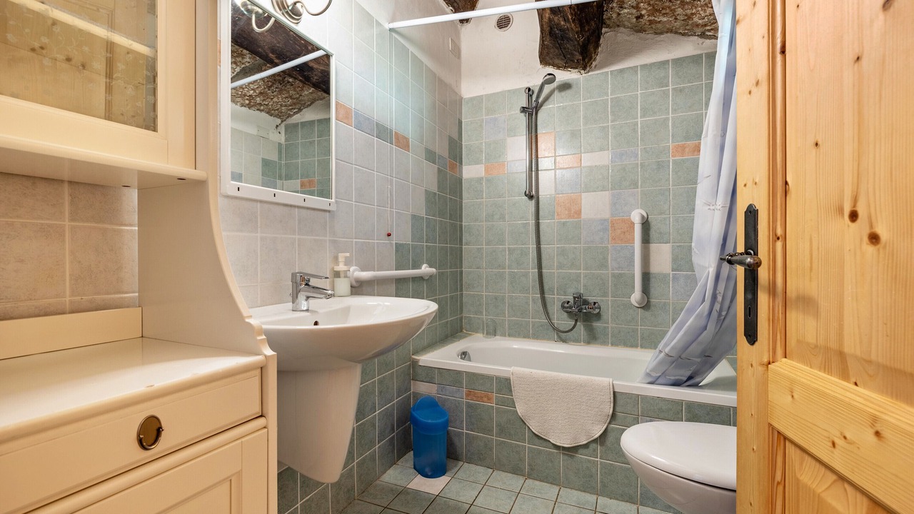 Photo of Bathroom in Ala