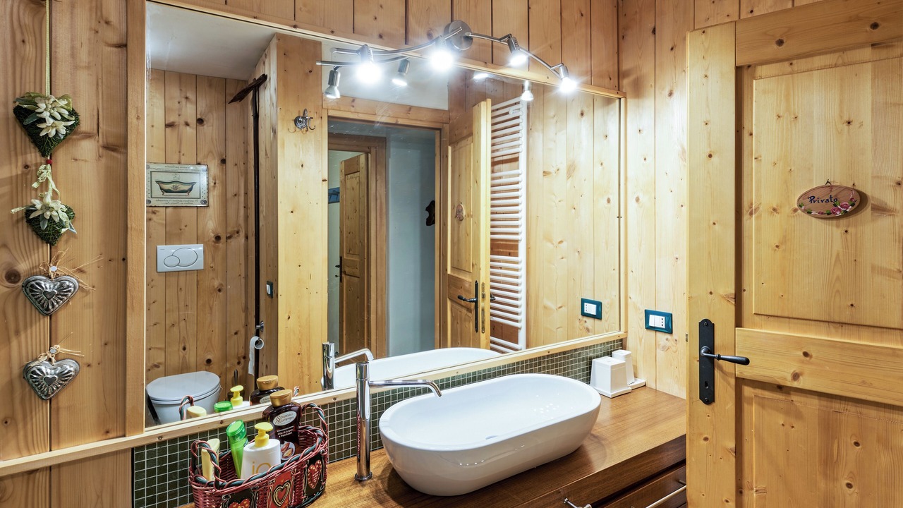 Photo of Bathroom in Prade