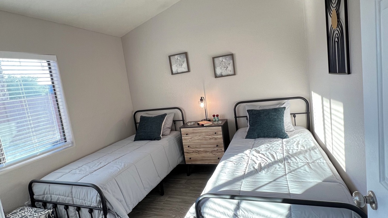 Photo of Bedroom in Gatewood Pointe Townhomes