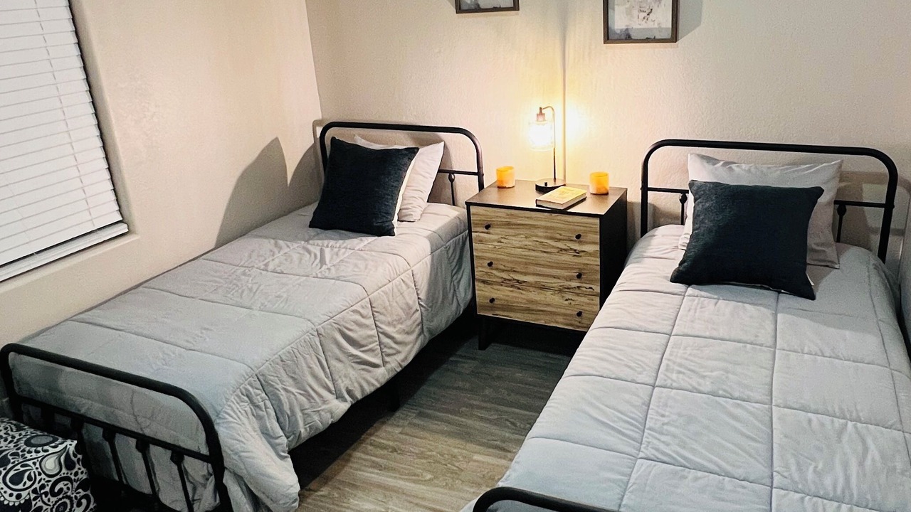 Photo of Bedroom in Gatewood Pointe Townhomes