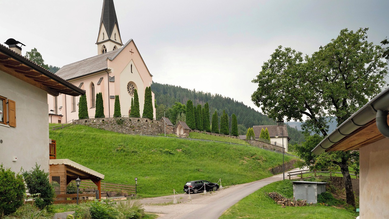 Photo of Others in Frassilongo
