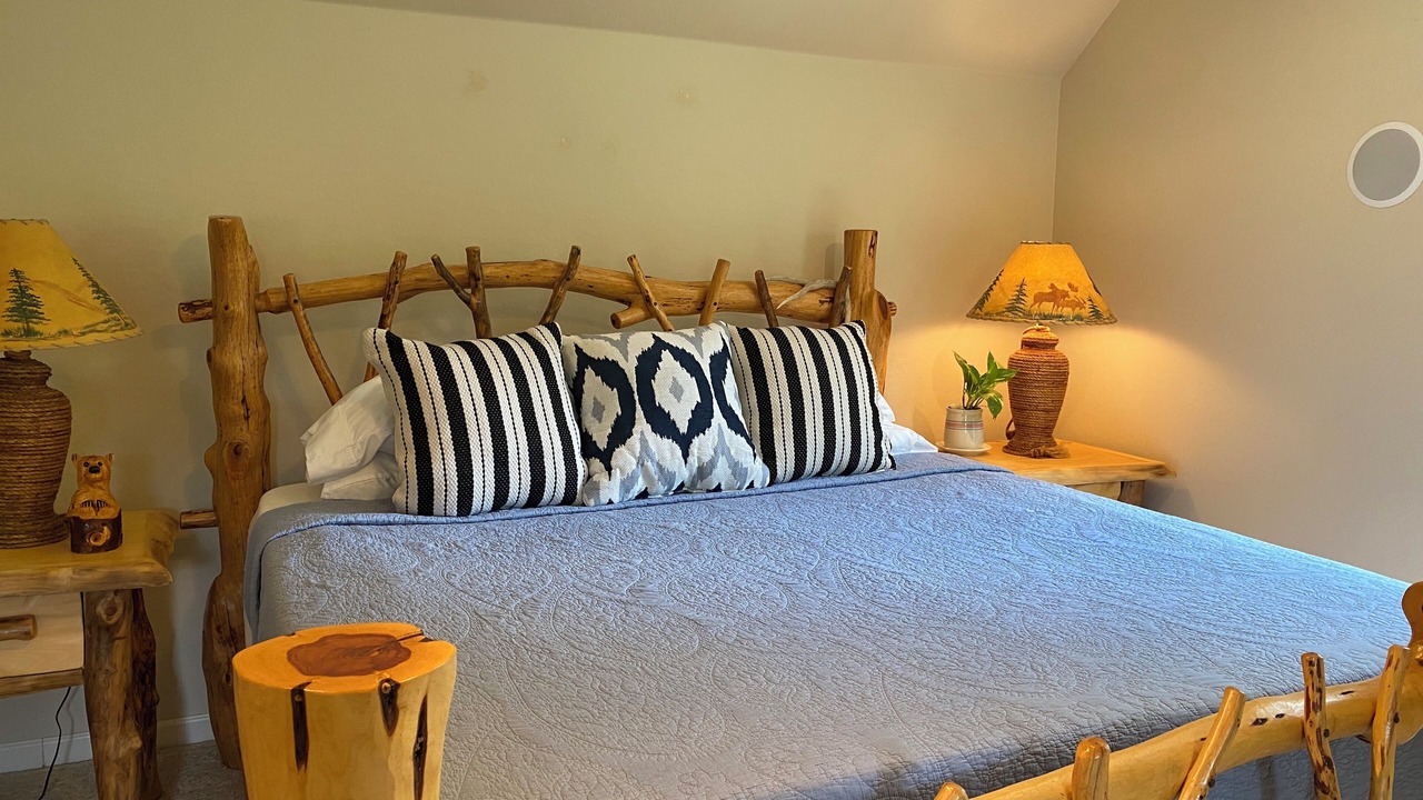 Photo of Bedroom in Groom Creek
