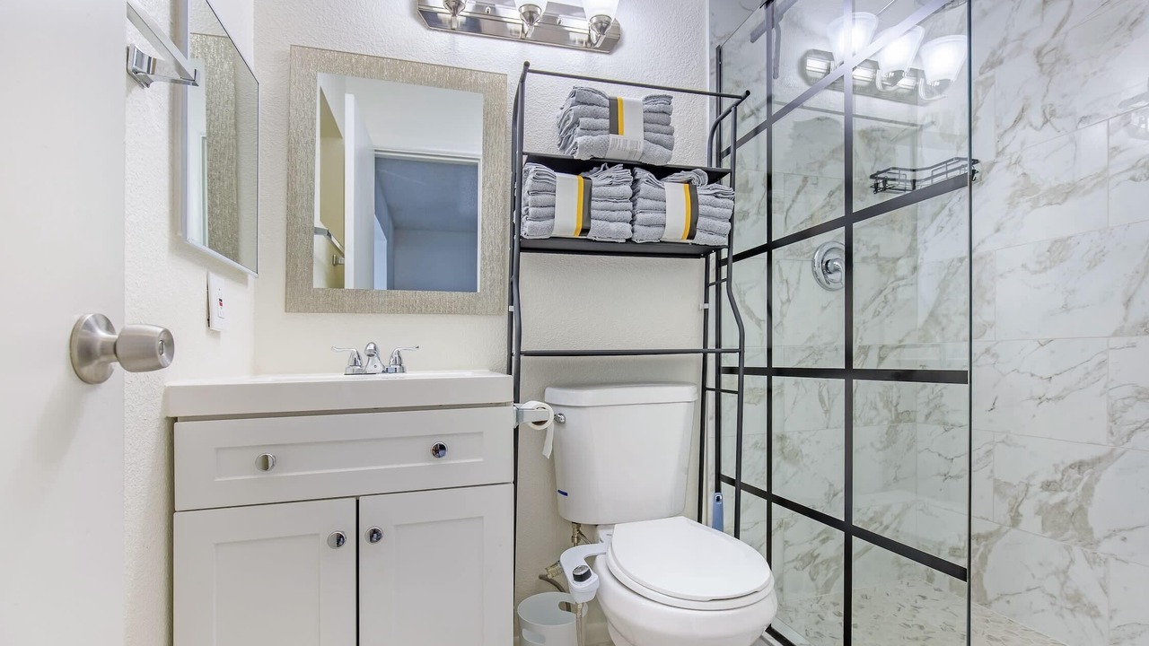 Photo of Bathroom in Alhambra