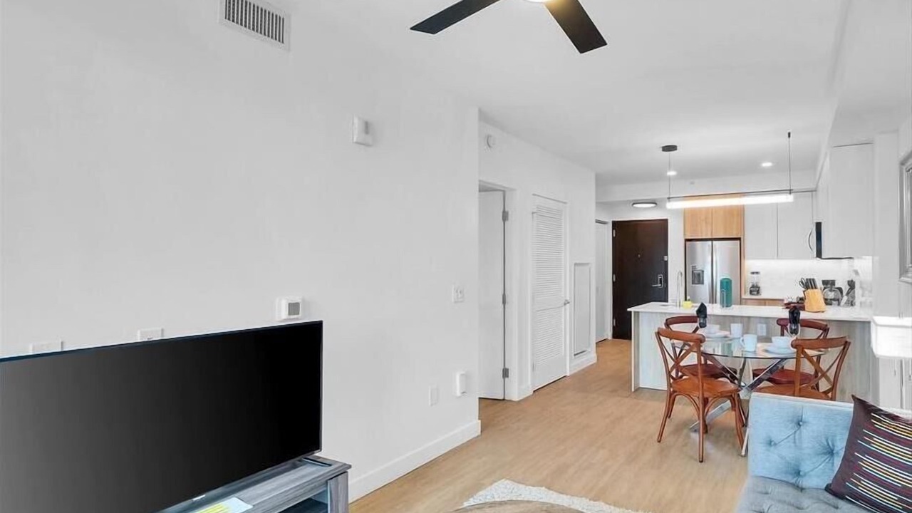Photo of Bedroom in Evans Churchill