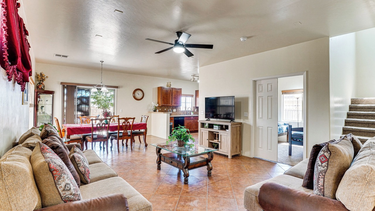 Photo of Livingroom in Drexel Heights