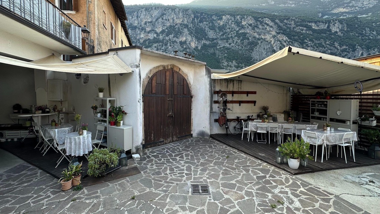 Photo of Outdoor in Dro