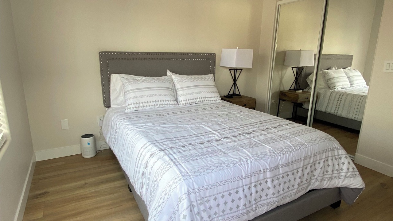 Photo of Bedroom in Paradise Valley Village