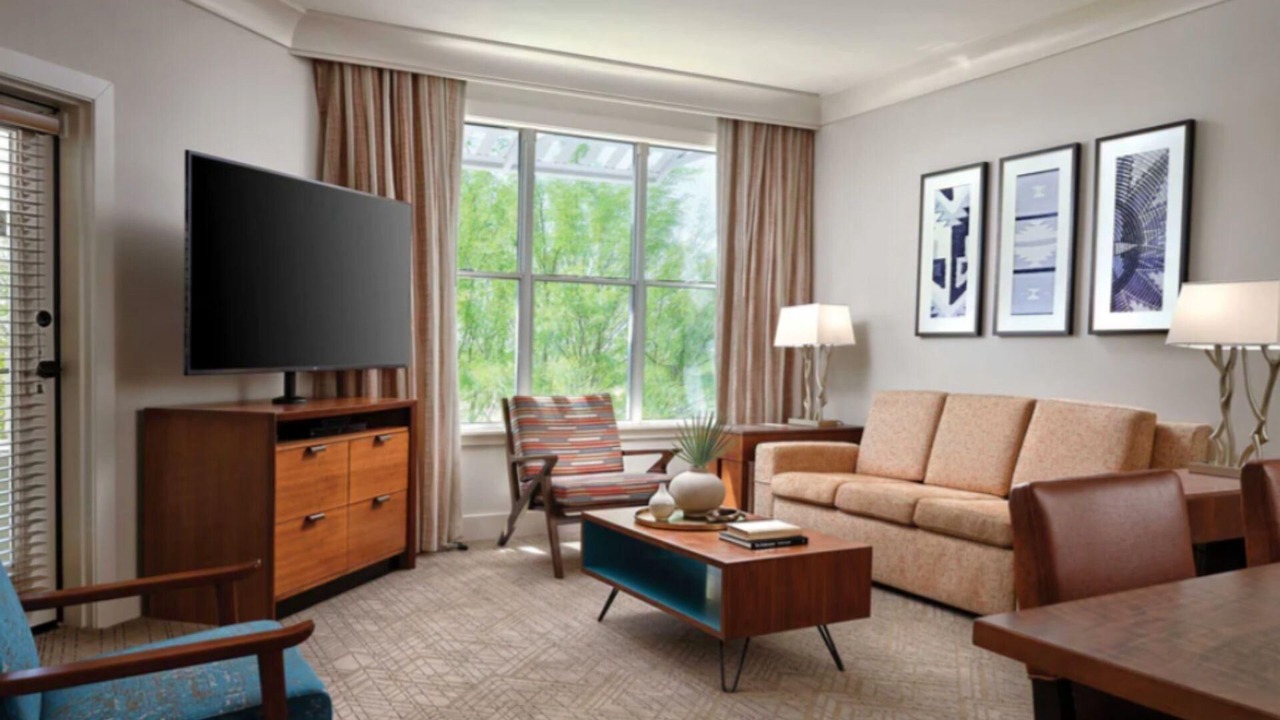 Photo of Livingroom in Desert Ridge