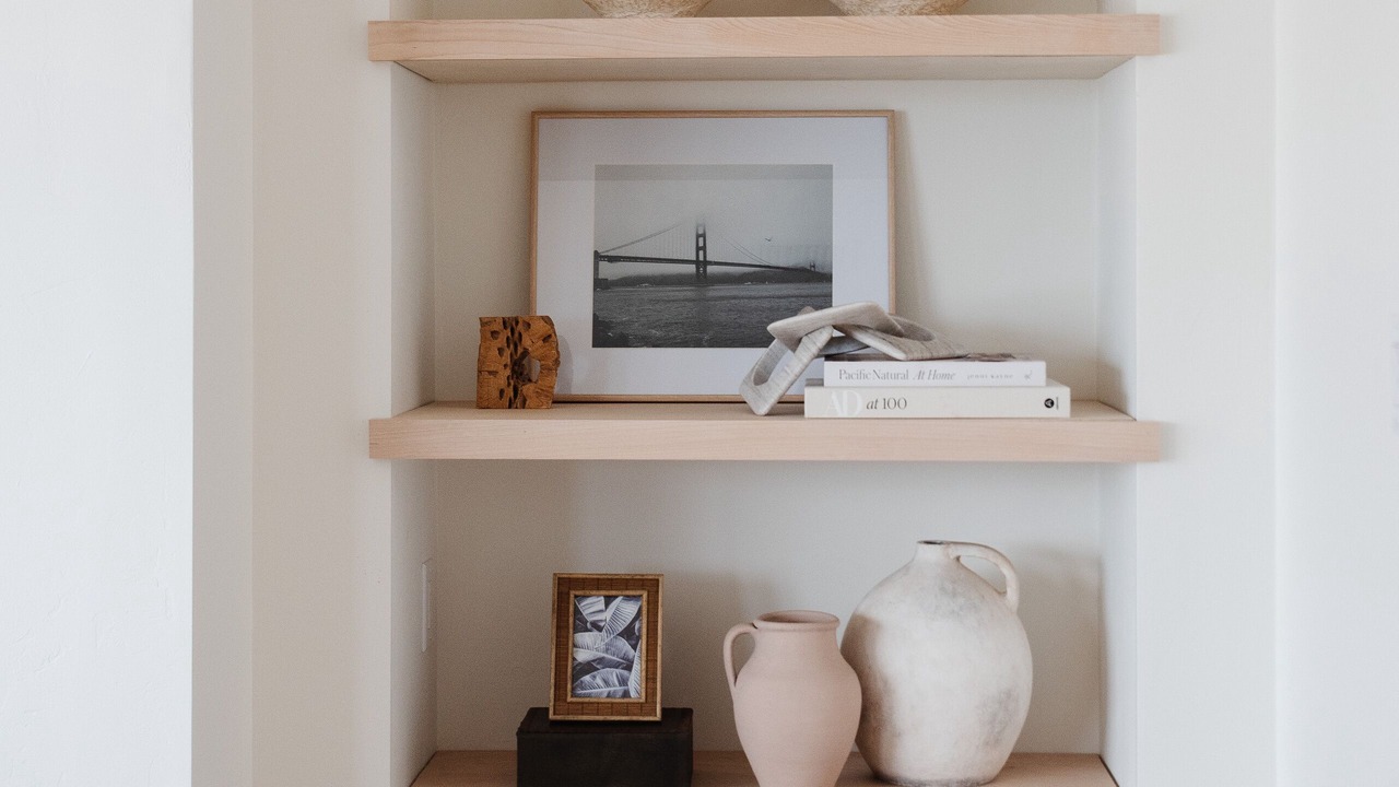 Photo of Bedroom in Shadow Roc