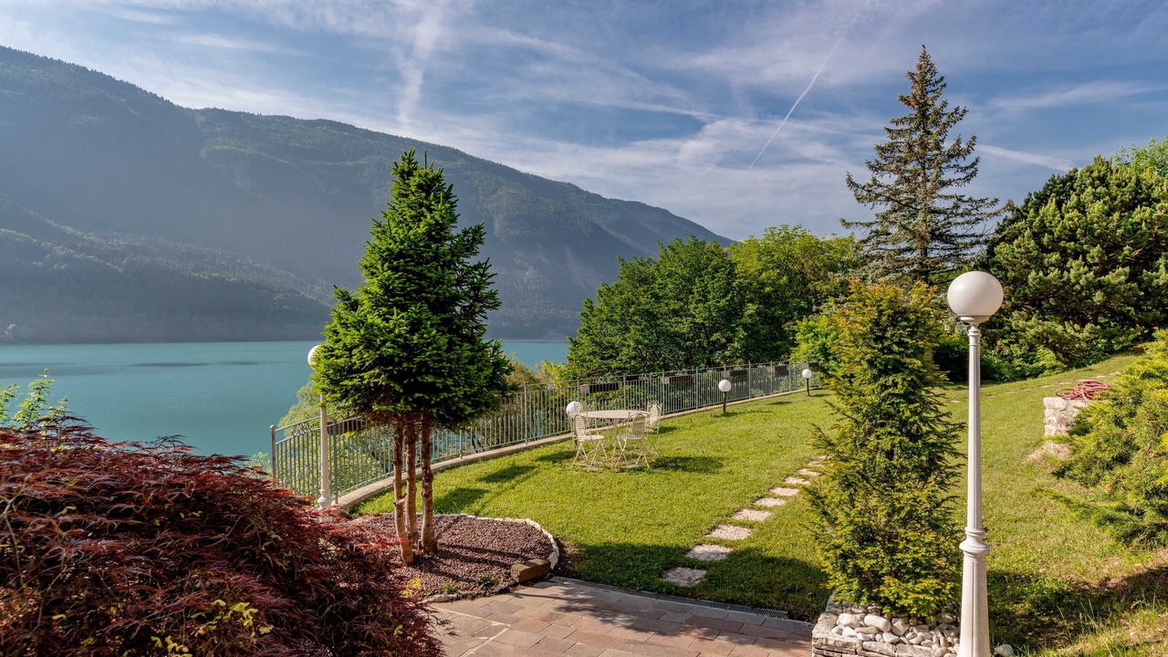 Photo of Patio Balcony in Molveno