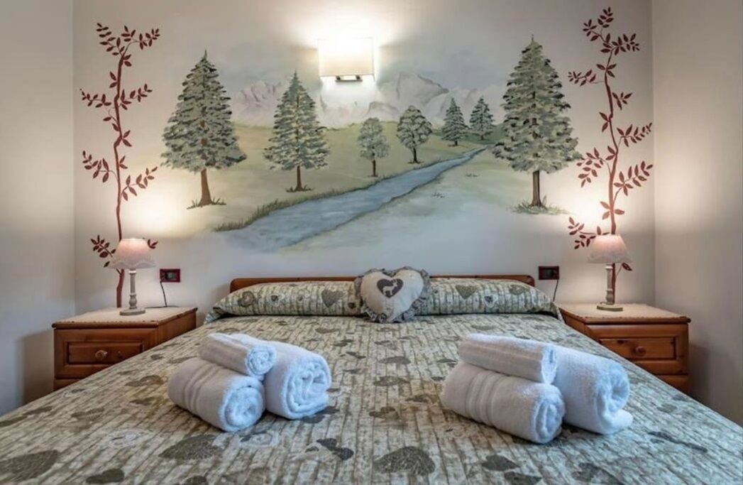 Photo of Bedroom in Molveno