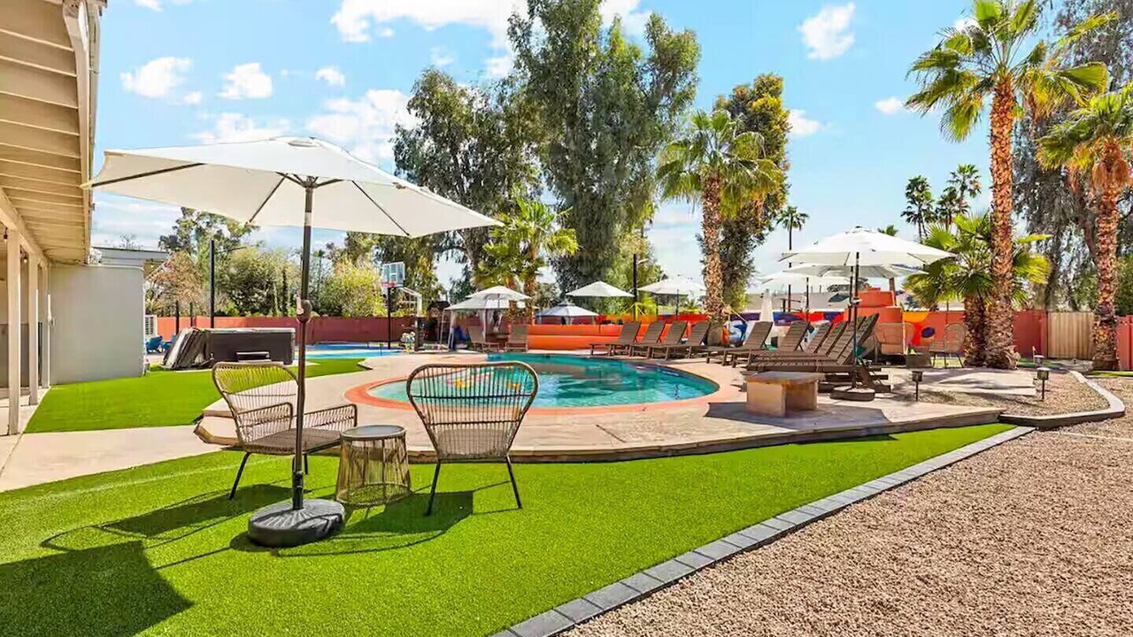 Photo of Outdoor in Avant