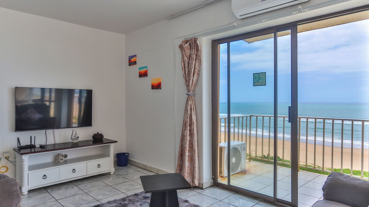 Photo of Livingroom in Amanzimtoti