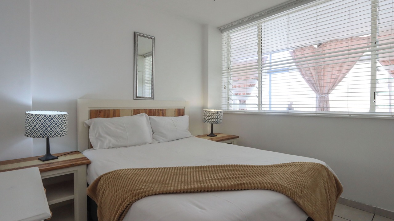 Photo of Bedroom in Amanzimtoti