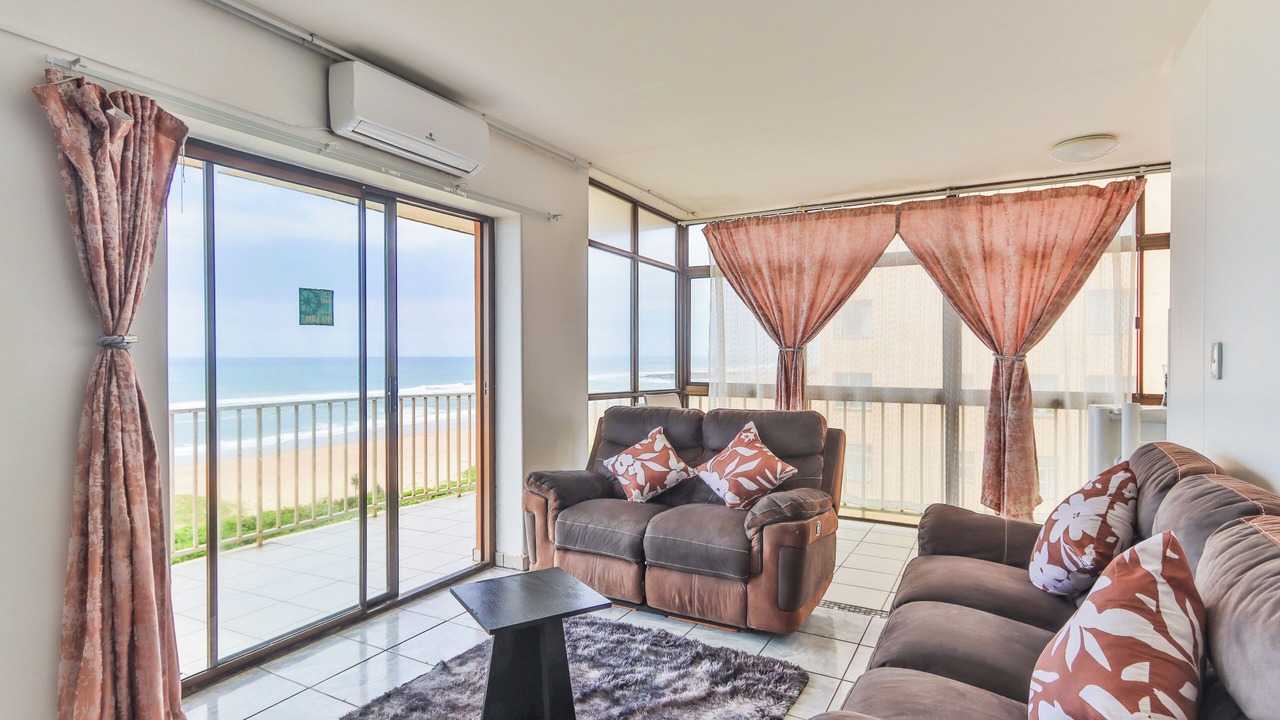 Photo of Livingroom in Amanzimtoti