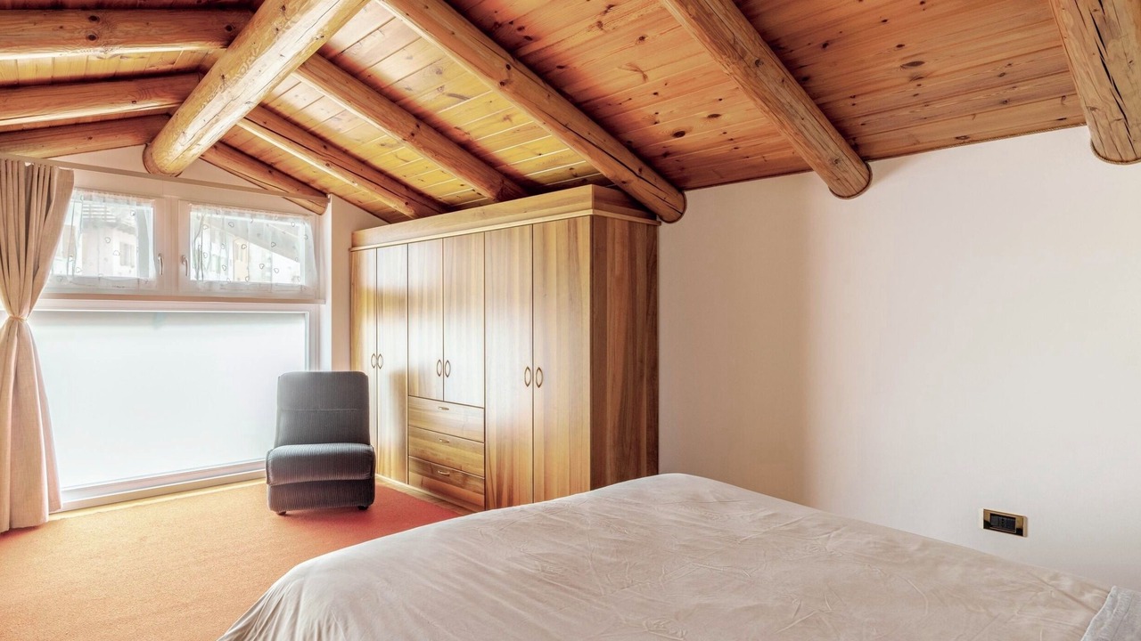 Photo of Bedroom in Cavedine