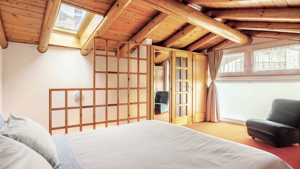 Photo of Bedroom in Cavedine