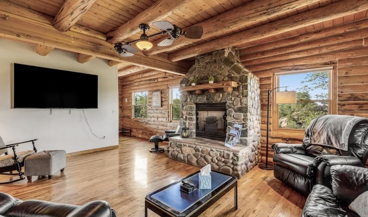 Photo of Livingroom in Prescott