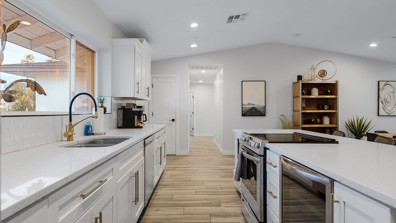 Photo of Kitchen in Entertainment District