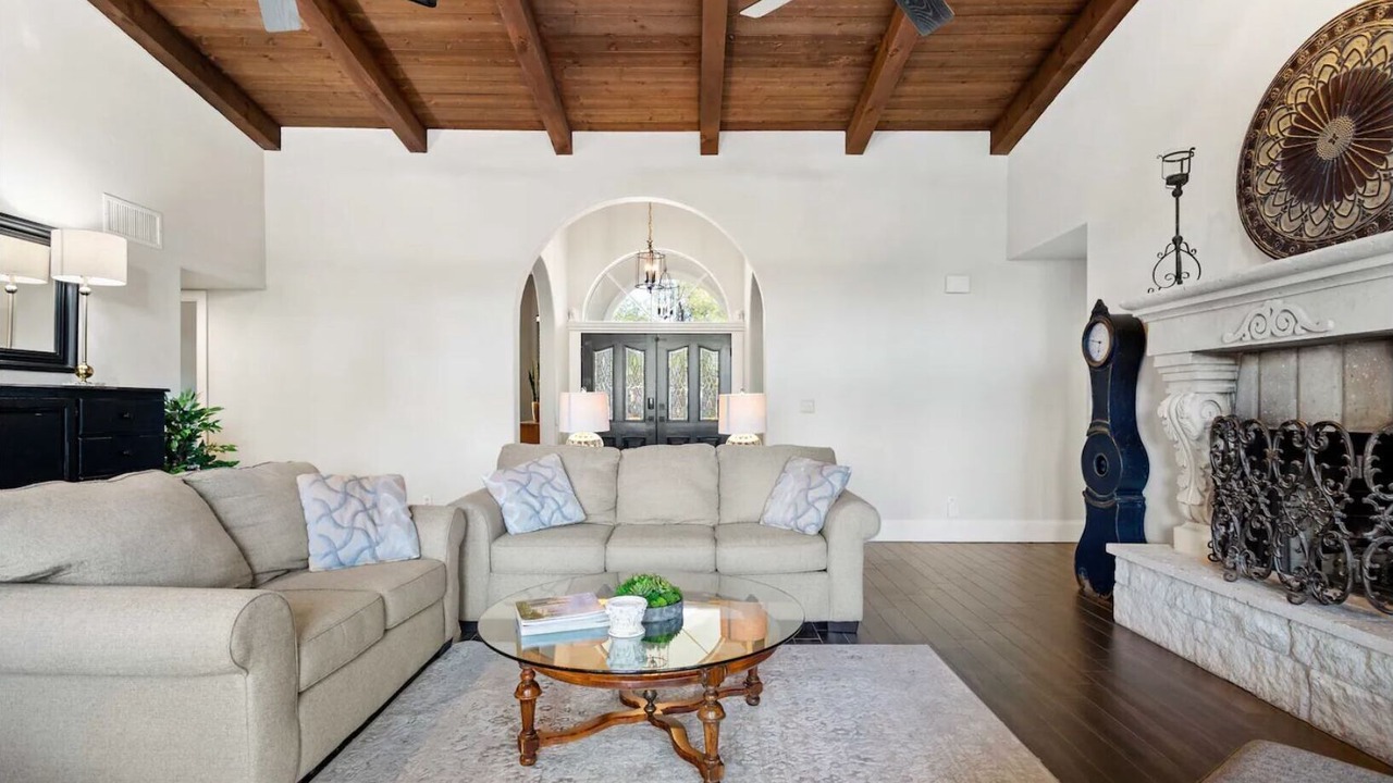 Photo of Livingroom in Tanque Verde