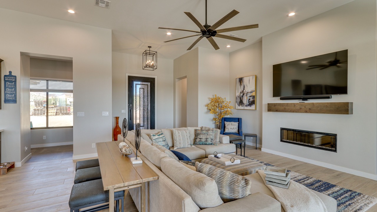 Photo of Livingroom in Apache Junction