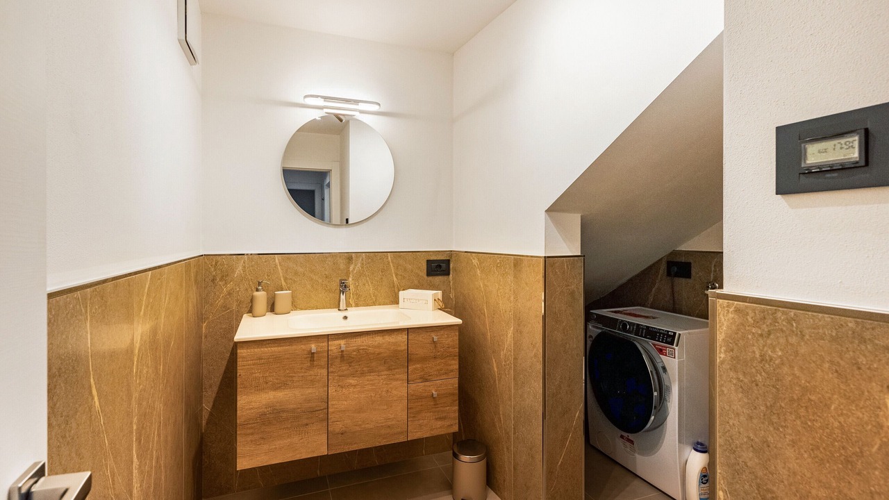 Photo of Bathroom in Carano