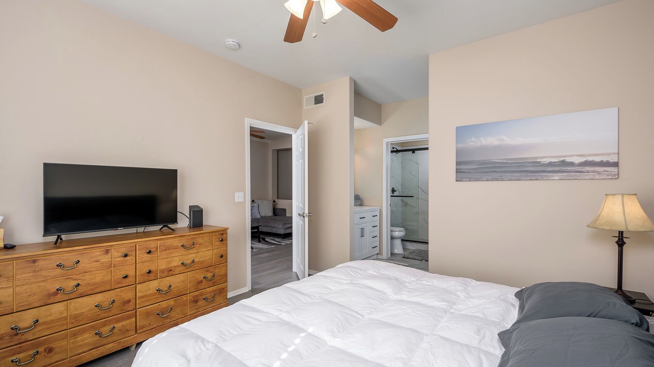 Photo of Bedroom in Paradise Valley Village