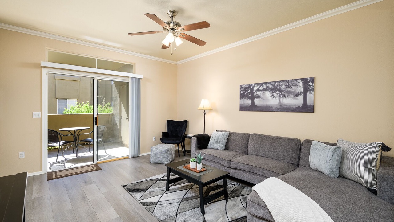 Photo of Livingroom in Paradise Valley Village