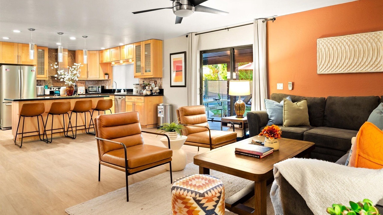 Photo of Bedroom in Paradise Valley Village