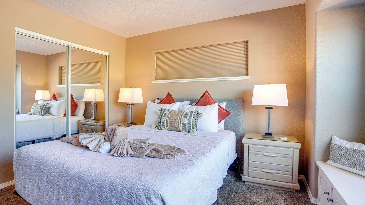 Photo of Bedroom in Oak Creek