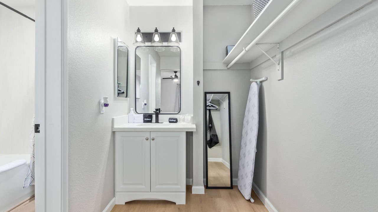 Photo of Bathroom in Trail West
