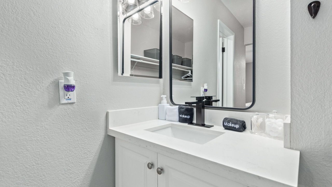 Photo of Bathroom in Trail West
