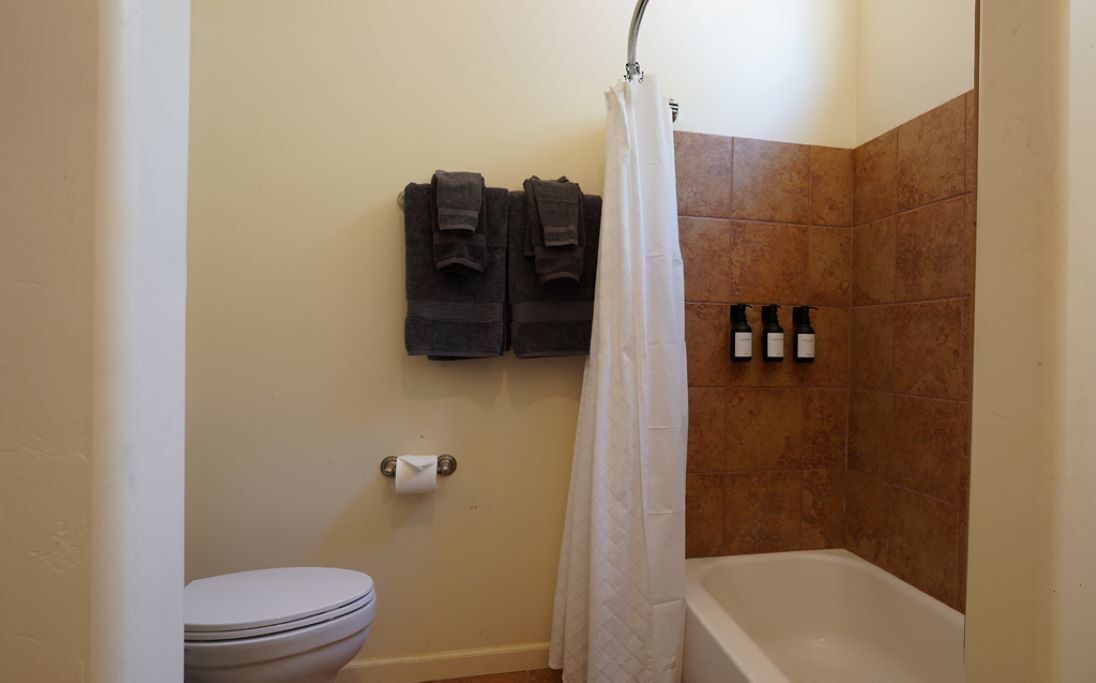 Photo of Bathroom in Roosevelt